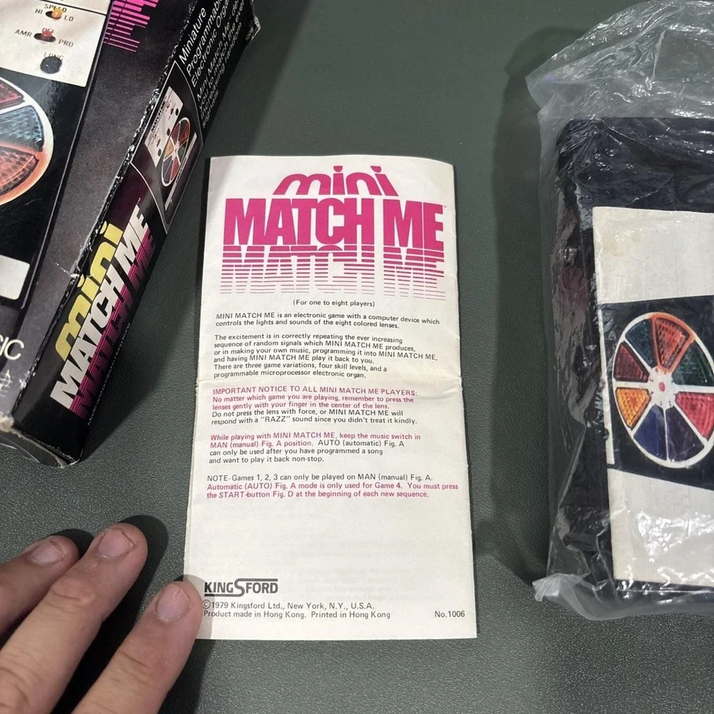Vintage Mini Match Me Handheld Game Kingford With  Box & Instructions